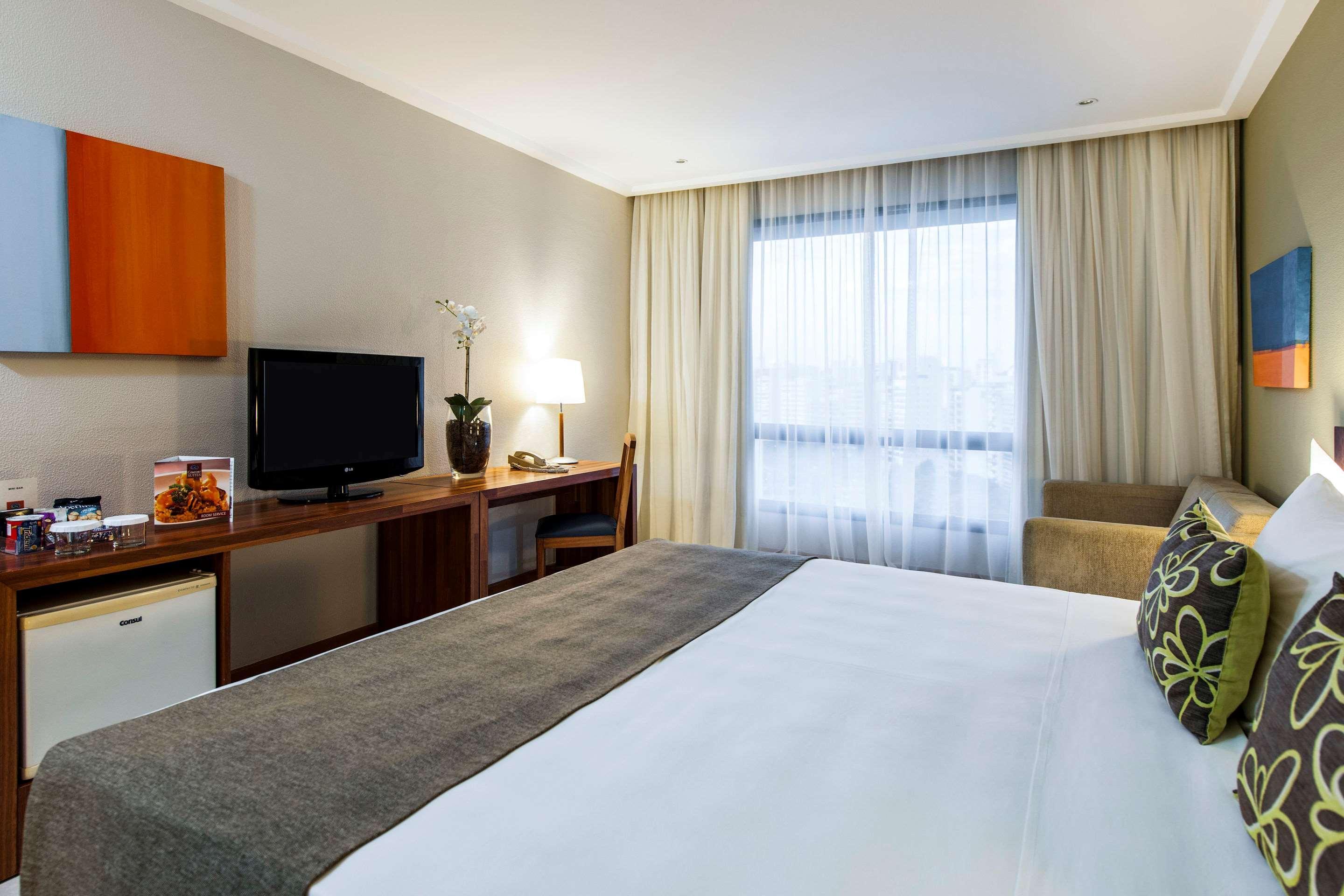 Comfort Suites Vitória Exteriér fotografie
